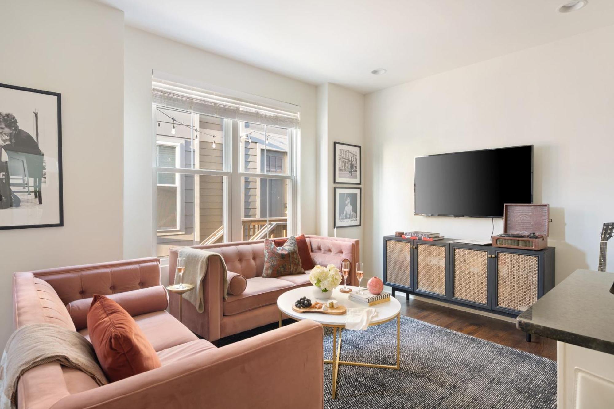 Hart Suites By Avantstay ناشفيل المظهر الخارجي الصورة